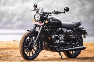 Rent Jawa 42 in Manali